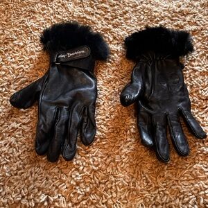 Harley-Davidson Black Fur-Trimmed Leather Gloves